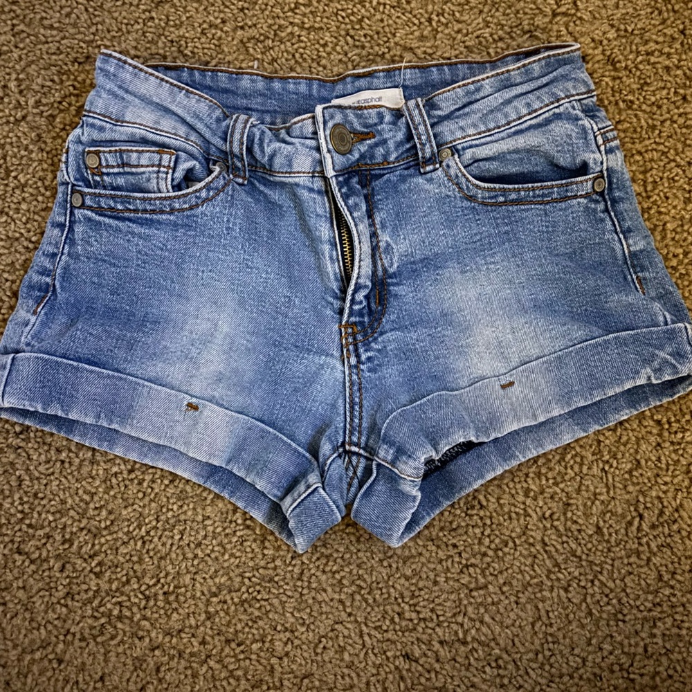 blue asphalt jean shorts, size 3